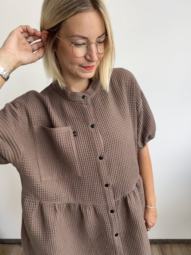 Šaty POPPY vafle čokoládové - Barva: Čokoláda, Velikost: UNI